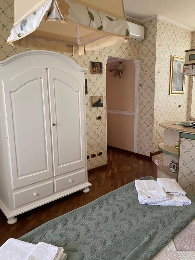 I Citri Bed & Breakfast Taranto Bagian luar foto